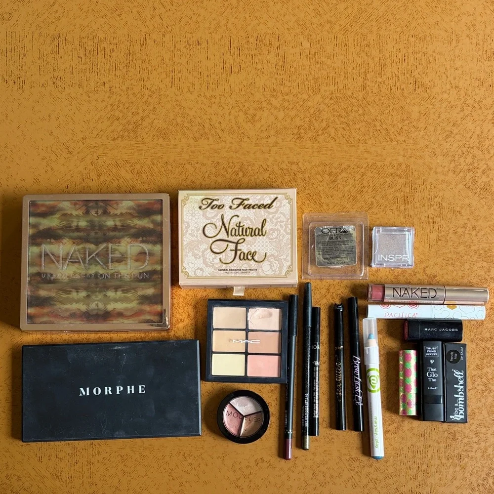 Bundle of Makeup Set used - Urban Decay, Too Faced, Morphe, MAC, Tarte, and more - Picture 1 of 16